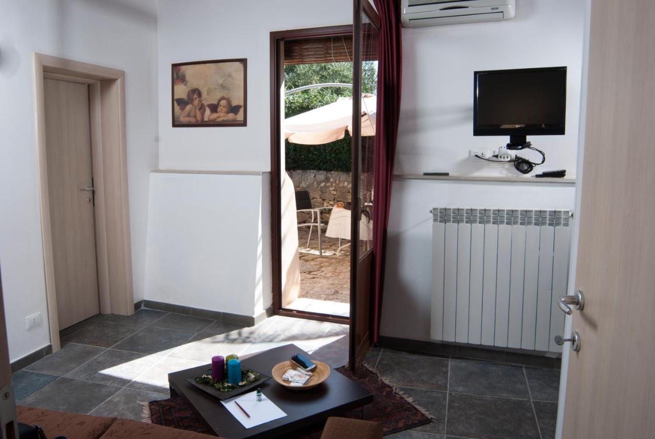 דונאפוגאטה Agriturismo Al Casale מראה חיצוני תמונה