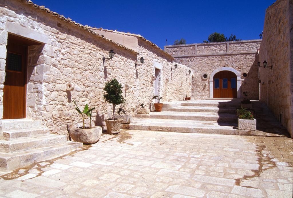 דונאפוגאטה Agriturismo Al Casale מראה חיצוני תמונה