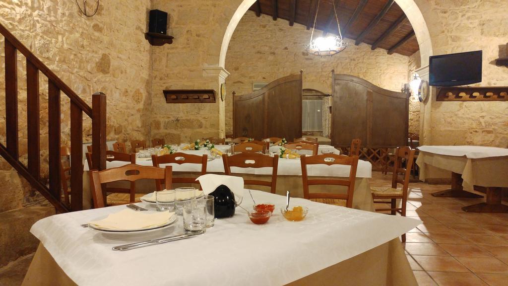 דונאפוגאטה Agriturismo Al Casale מראה חיצוני תמונה