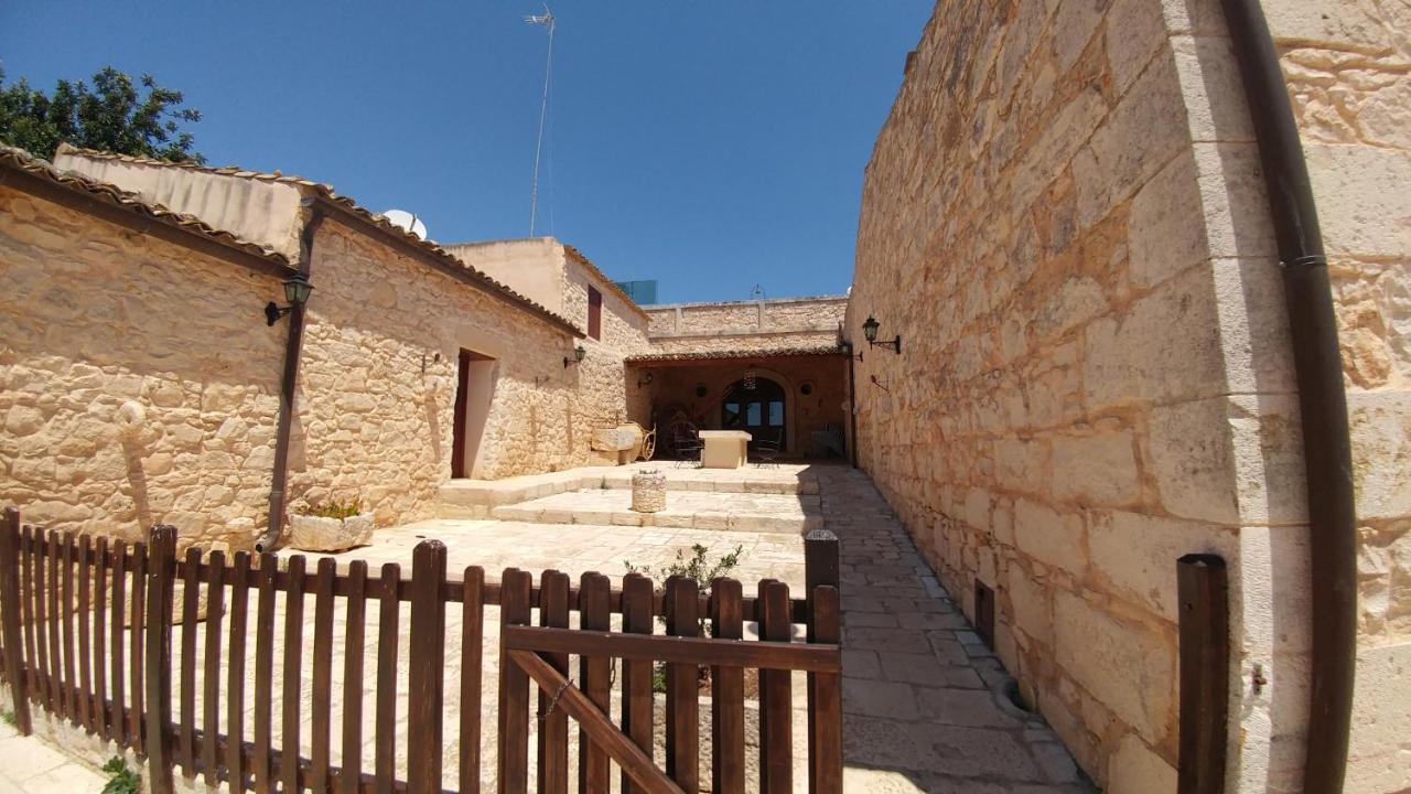 דונאפוגאטה Agriturismo Al Casale מראה חיצוני תמונה